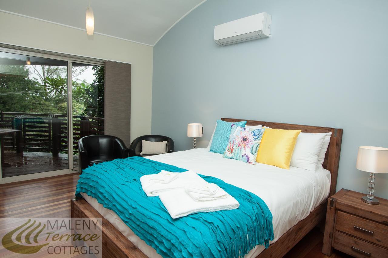 Maleny Terrace Cottages מראה חיצוני תמונה